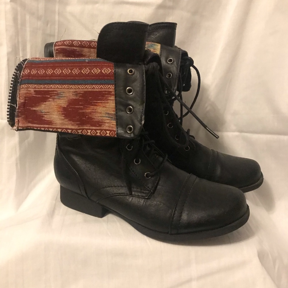Fold-over Cuff Lace-Up Stacked Heel Combat Boot